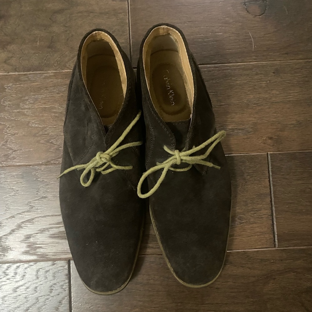 Men’s Size 9.5 Calvin Klein Suede Boots